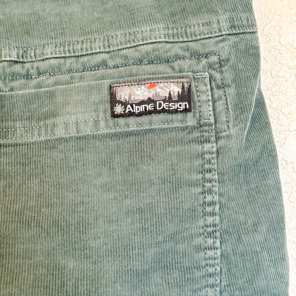 Alpine Design Men's Cord Hiking Shorts Large Green 90s Outdoor Trail Gorpcore - Picture 4 of 9